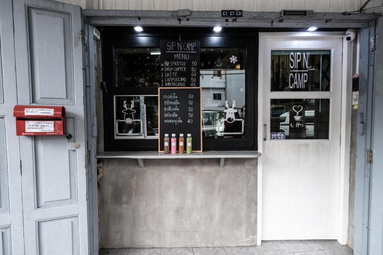 Sip N' Camp Hostel Bangkok Kültér fotó